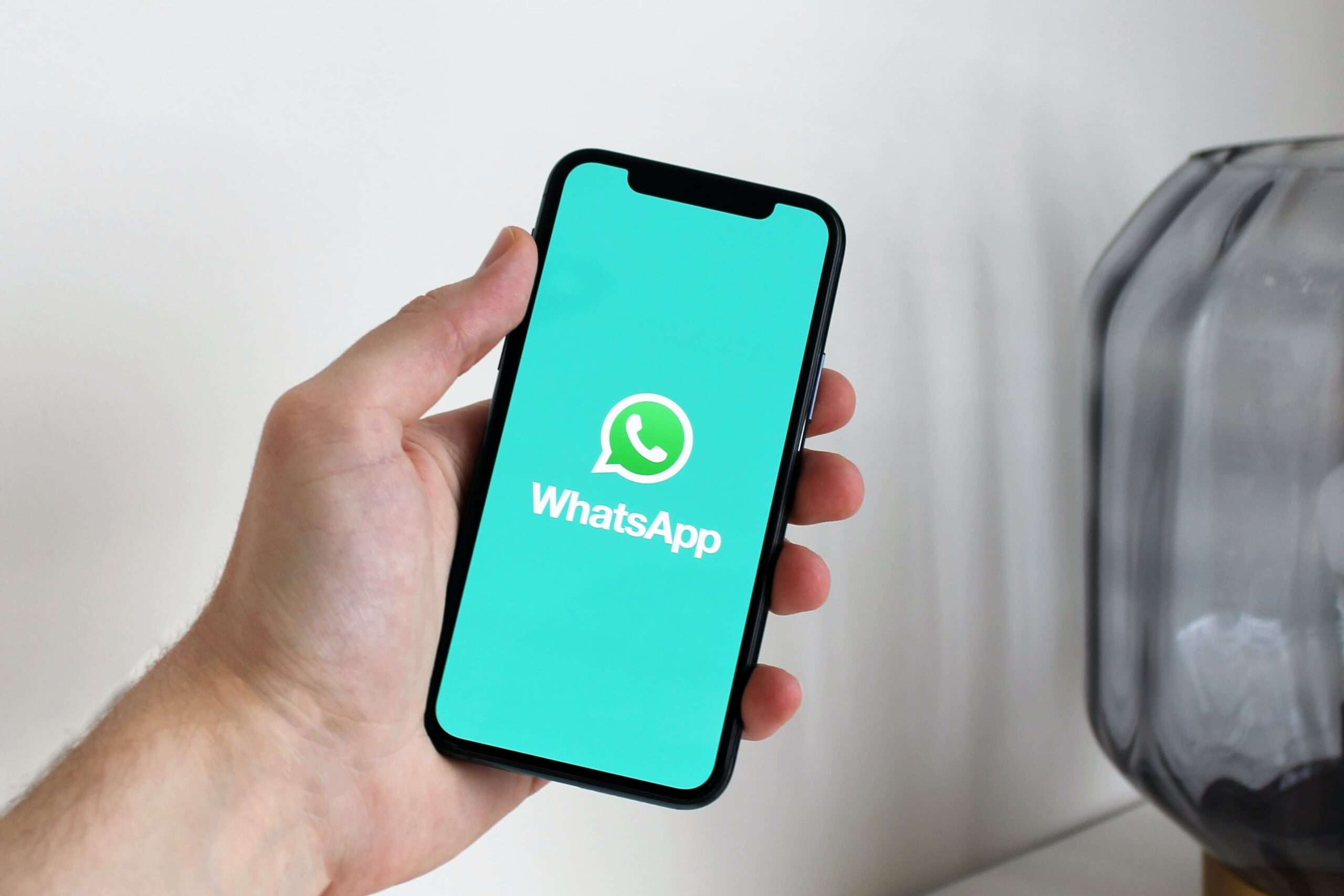 Top 10 Wonderful And Amazing Whatsapp Tips And Tricks